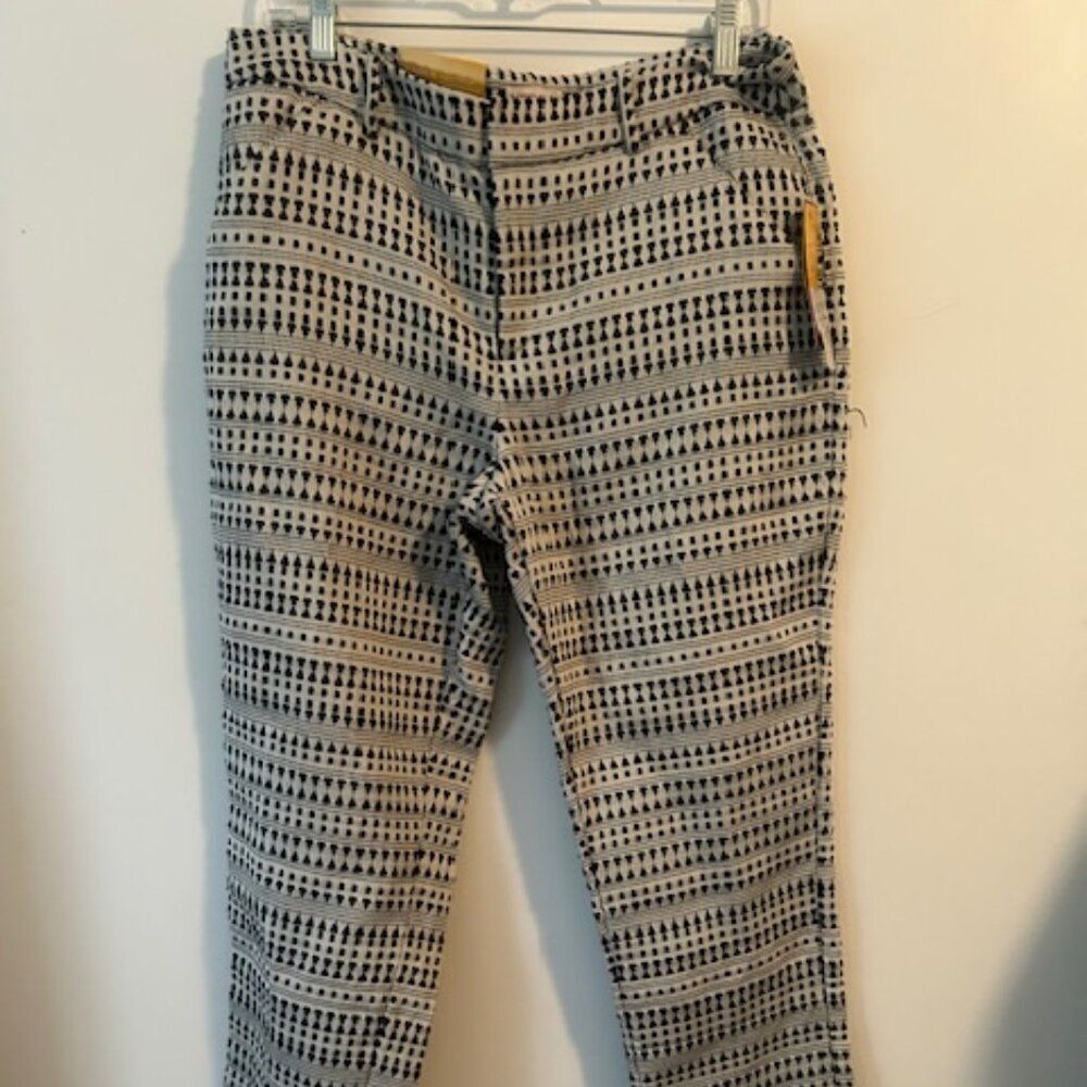 Merona Black/White Classic Fit Higher Mid-rise Straight ankle pants, size 12